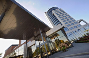 Отель Van der Valk Hotel Tiel  Тил 